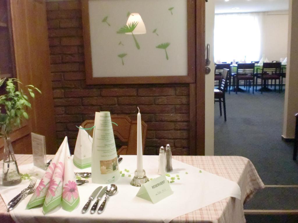 Hotel & Gaestehaus Krone Geiselwind Dış mekan fotoğraf