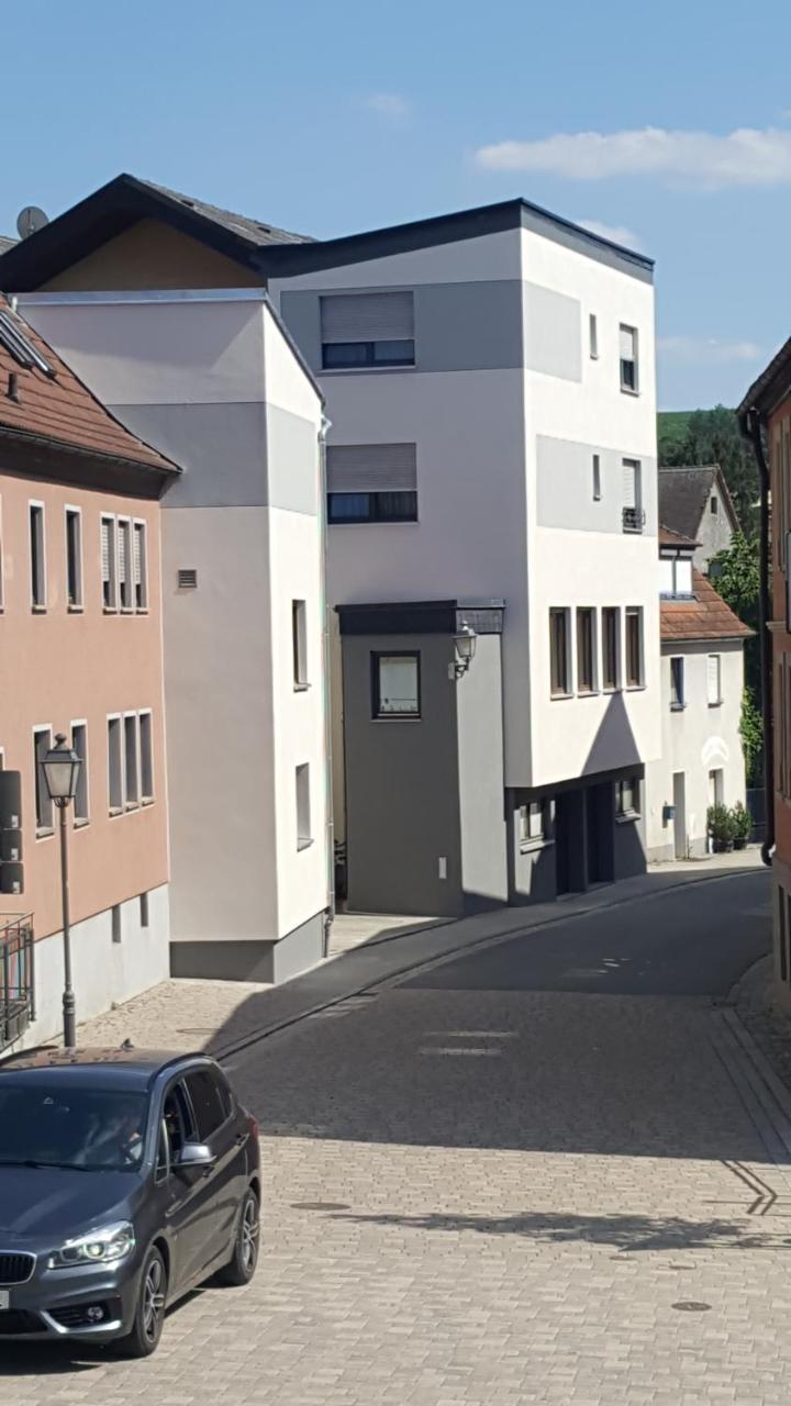 Hotel & Gaestehaus Krone Geiselwind Dış mekan fotoğraf